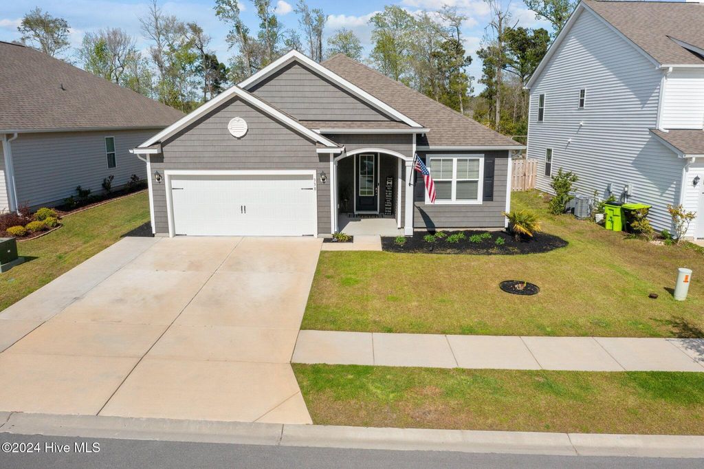 Photo of 338 Edgewater Way, Surf City, NC 28445 (MLS # 100562894)
