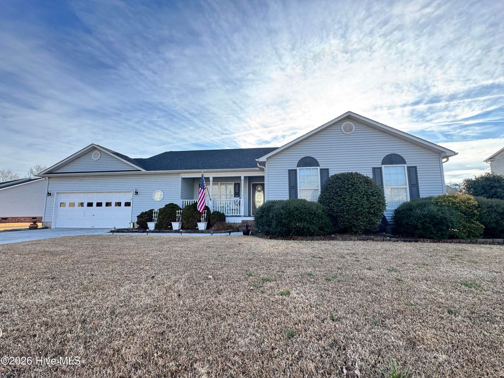 Photo of 117 Sidney Lane, Jacksonville, NC 28540 (MLS # 100551352)