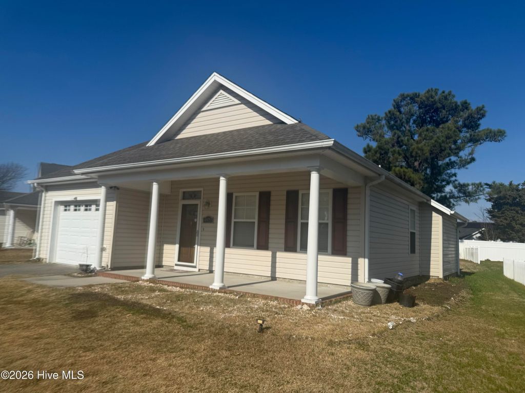 Photo of 4975 N Hampton Drive SE, Southport, NC 28461 (MLS # 100536834)