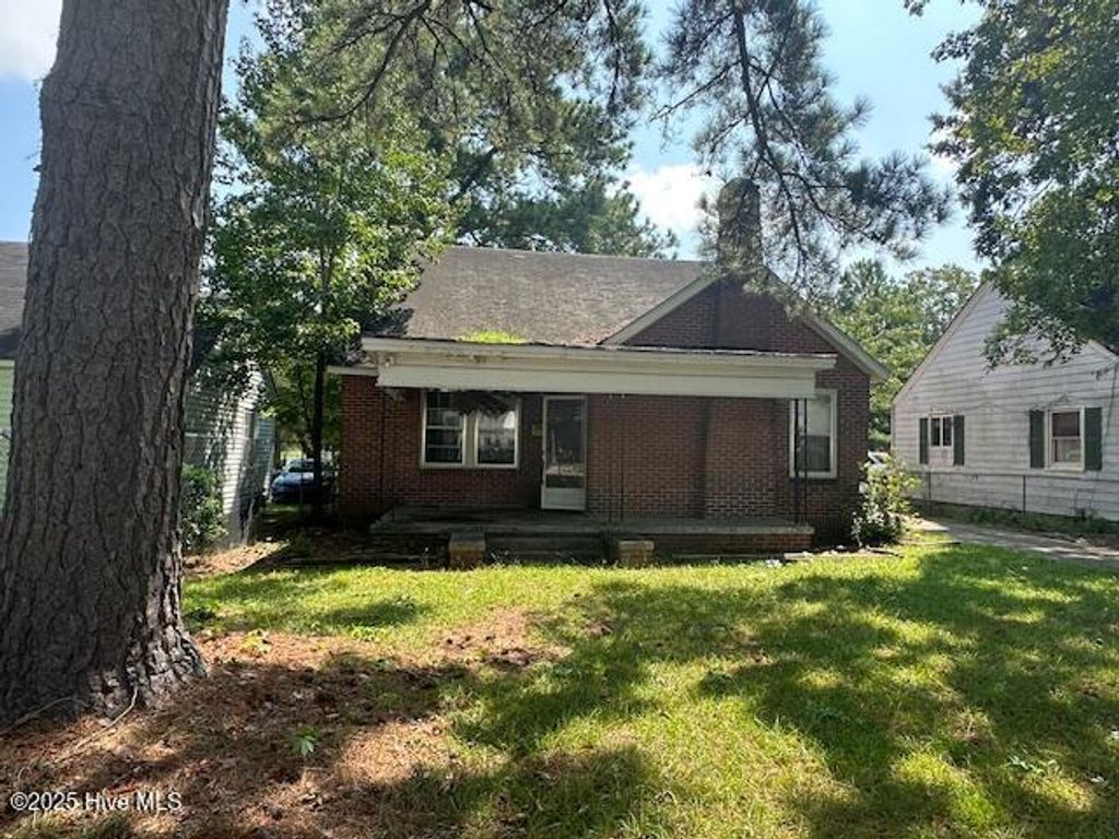 Photo of 509 N Mercer Street, Rocky Mount, NC 27801 (MLS # 100526336)