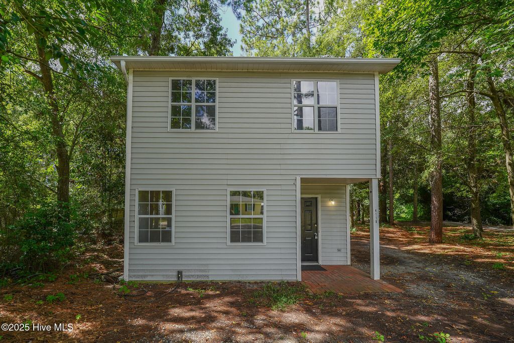 Photo of 4118 Peachtree Avenue, Wilmington, NC 28403 (MLS # 100521141)