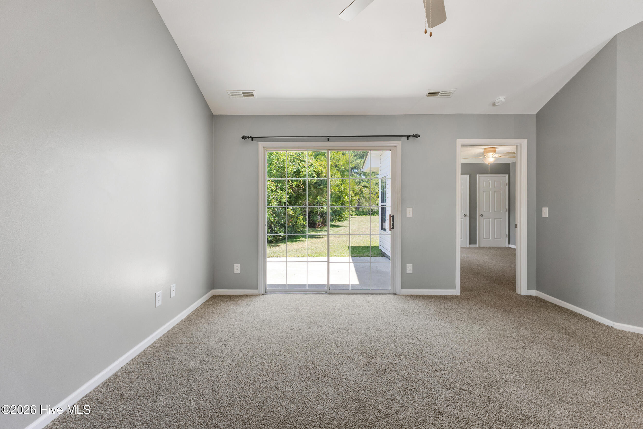 3004 Lauren Place Drive Apt 101