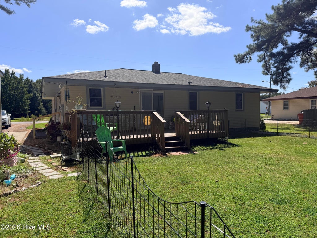 Photo of 120 Ranch Drive, Elizabeth City, NC 27909 (MLS # 100604071)