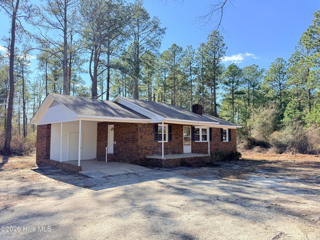 Photo of 2220 NC-211 Hwy, Eagle Springs, NC 27242 (MLS # 100557674)