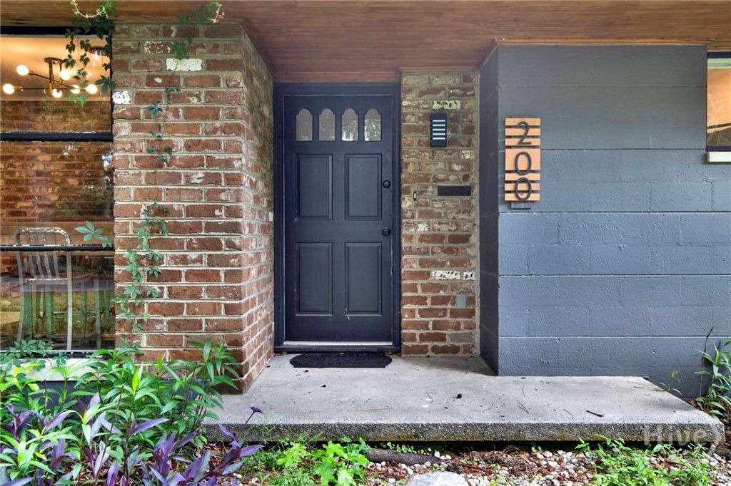Photo of 200 Kinzie Avenue, Savannah, GA 31404 (MLS # SA357299)
