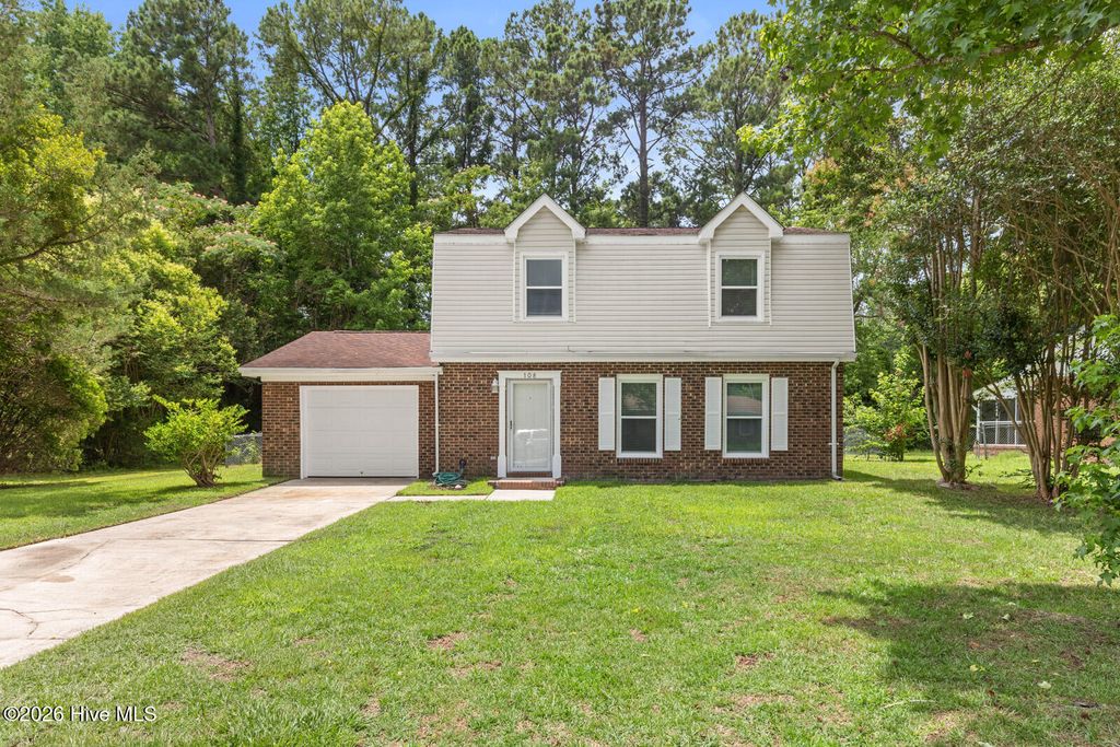 Photo of 108 Meadowview Court, Jacksonville, NC 28546 (MLS # 100585583)