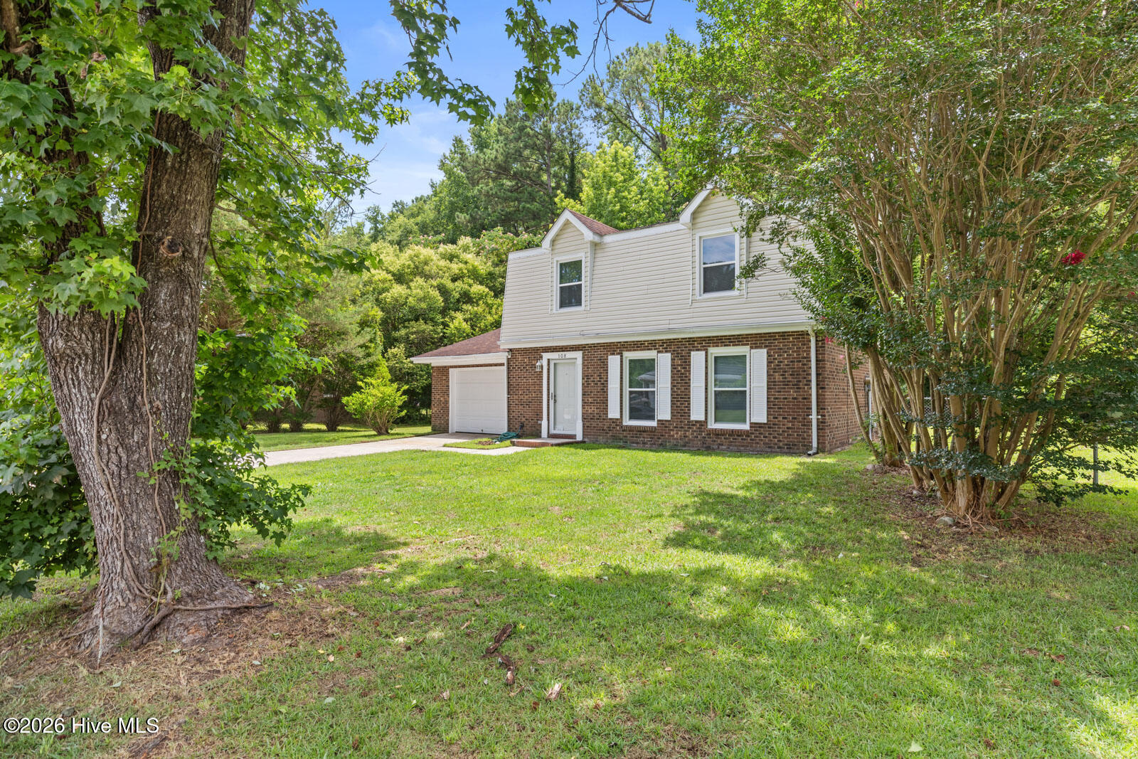 108 Meadowview Court