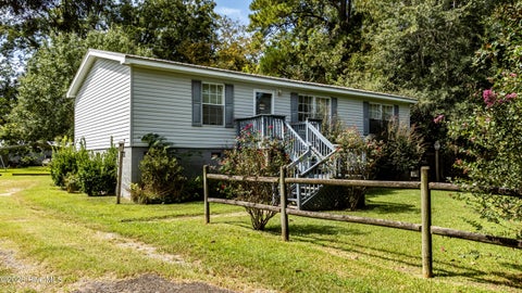 Mobile Home For Sale - 1035 W Bay Street<br/> Belhaven, NC 27810