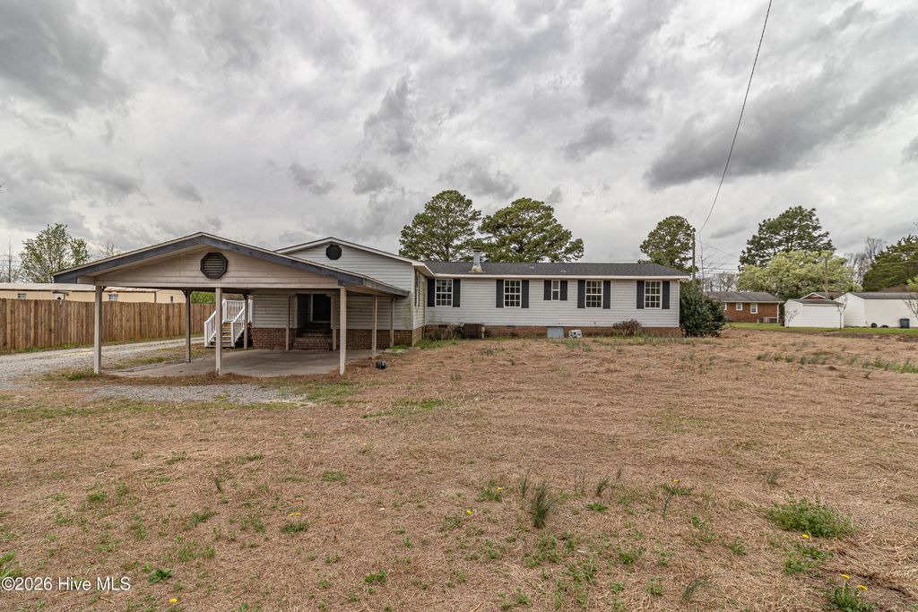 Photo of 833 Ruskin Road, Dudley, NC 28333 (MLS # 100560293)