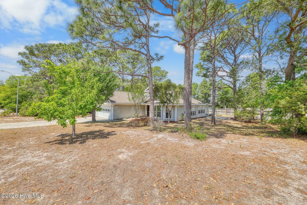 Photo of 619 E Telfair Circle E, Wilmington, NC 28412 (MLS # 100568972)