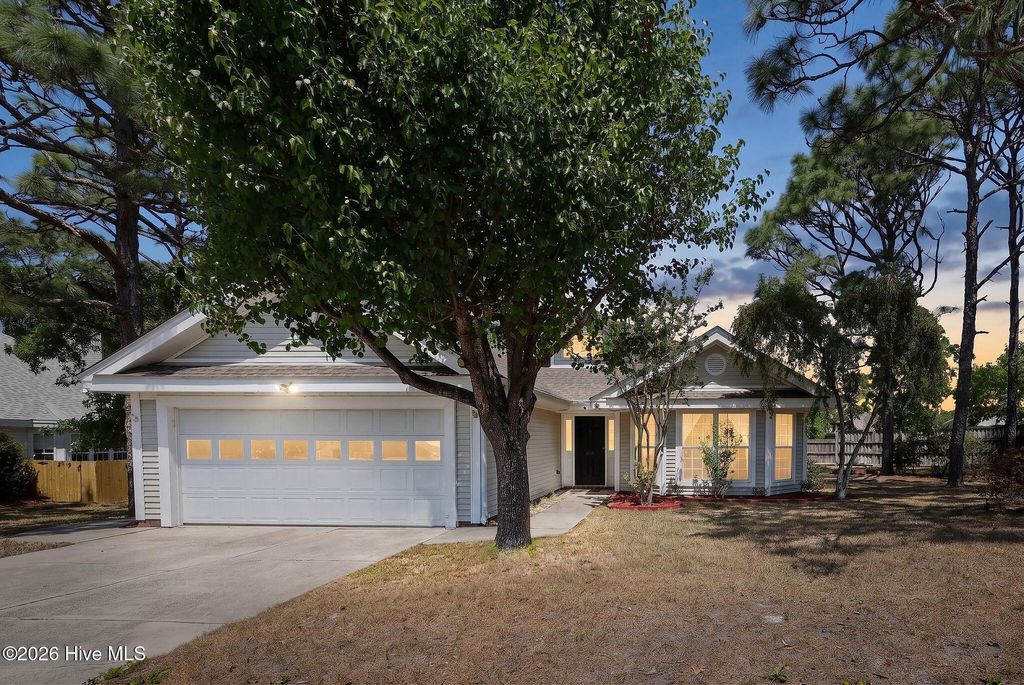 Photo of 619 E Telfair Circle E, Wilmington, NC 28412 (MLS # 100568972)