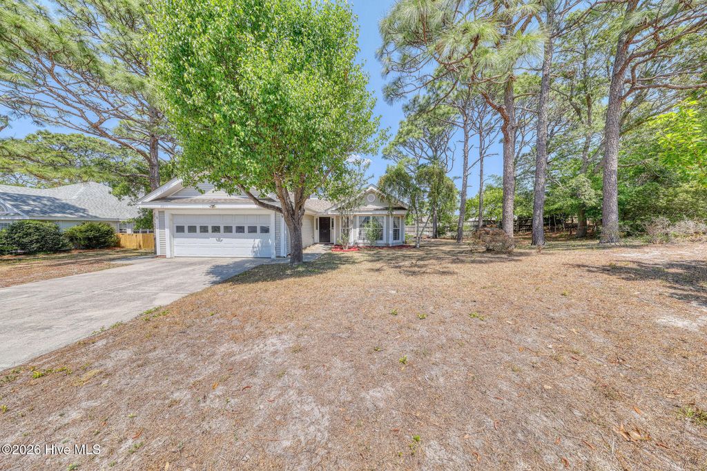 Photo of 619 E Telfair Circle E, Wilmington, NC 28412 (MLS # 100568972)