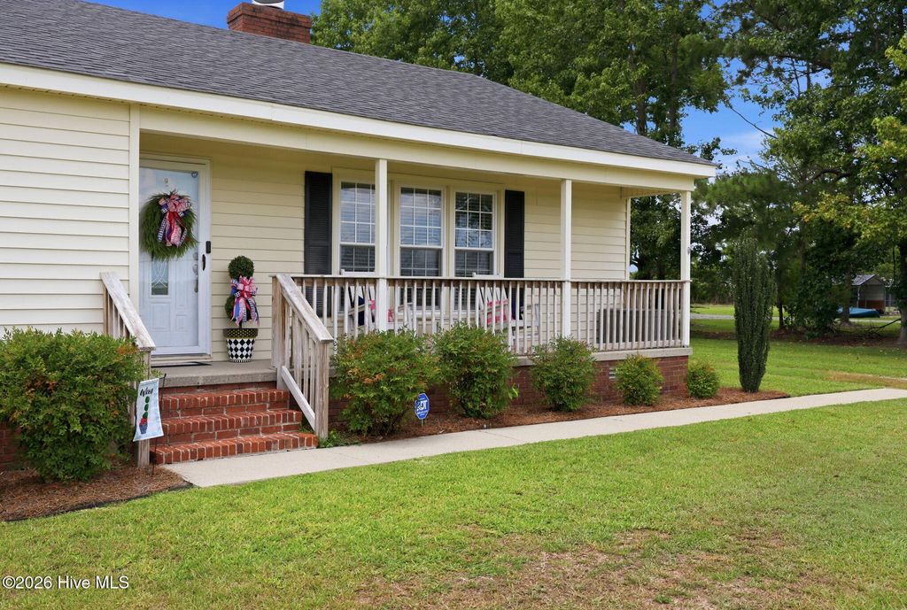 Photo of 156 Bland Howell Road, Kinston, NC 28504 (MLS # 100589270)