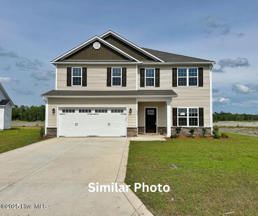 Photo of 904 Miranda Court, Jacksonville, NC 28546 (MLS # 100525578)