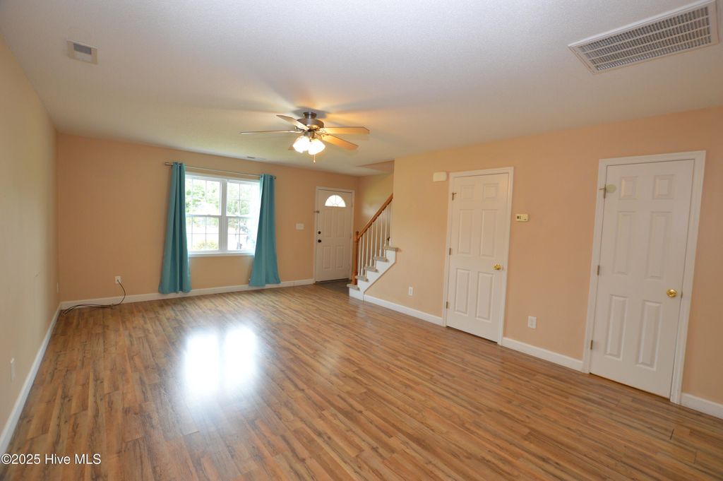 Photo of 236 Smallwood Road, Hubert, NC 28539 (MLS # 100544188)