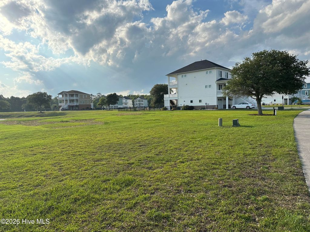 Photo of 847 Cannonsgate Drive, Newport, NC 28570 (MLS # 100552004)