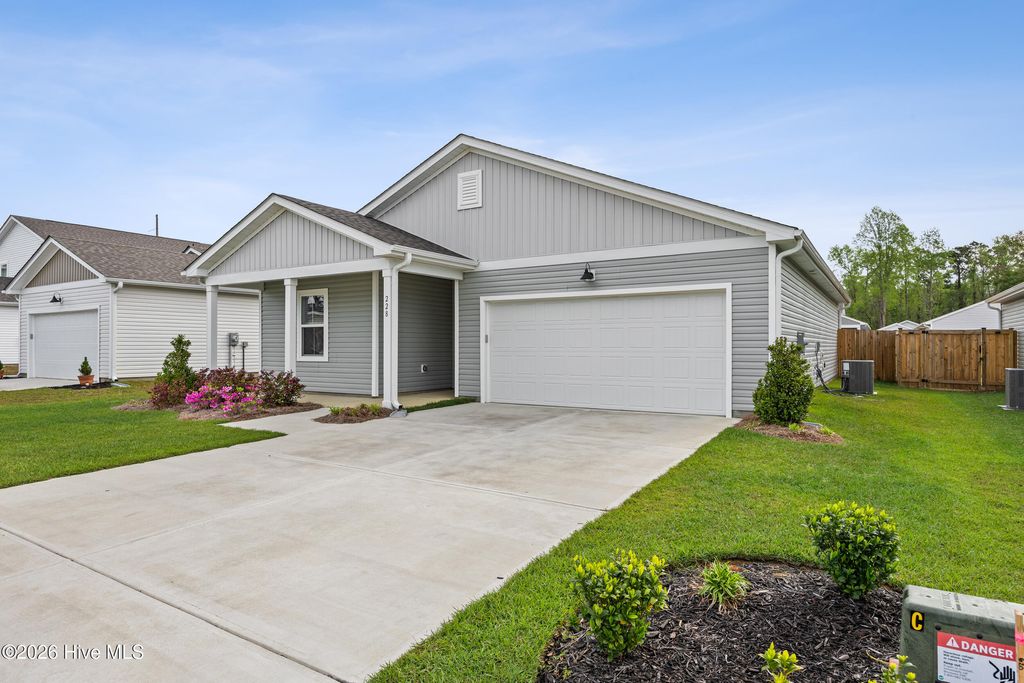 Photo of 228 Ocean Pointe Boulevard SE #48, Bolivia, NC 28422 (MLS # 100566801)