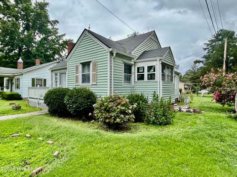 Photo of 409 E 13th Street, Scotland Neck, NC 27874 (MLS # 100595579)