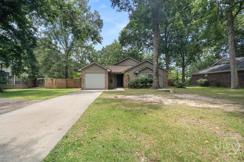Photo of 66 E Egrets Nest Lane, Richmond Hill, GA 31324 (MLS # SA359810)