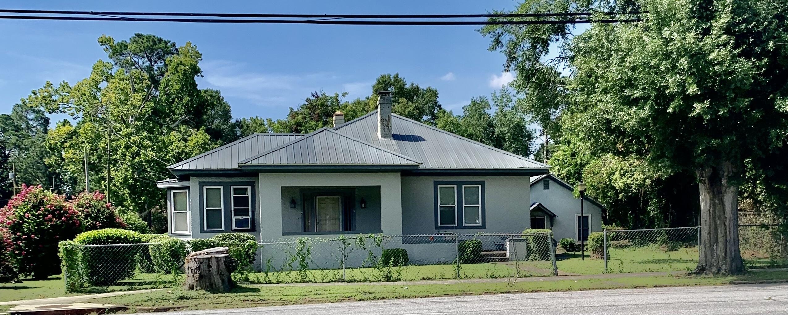 1712 Central Avenue