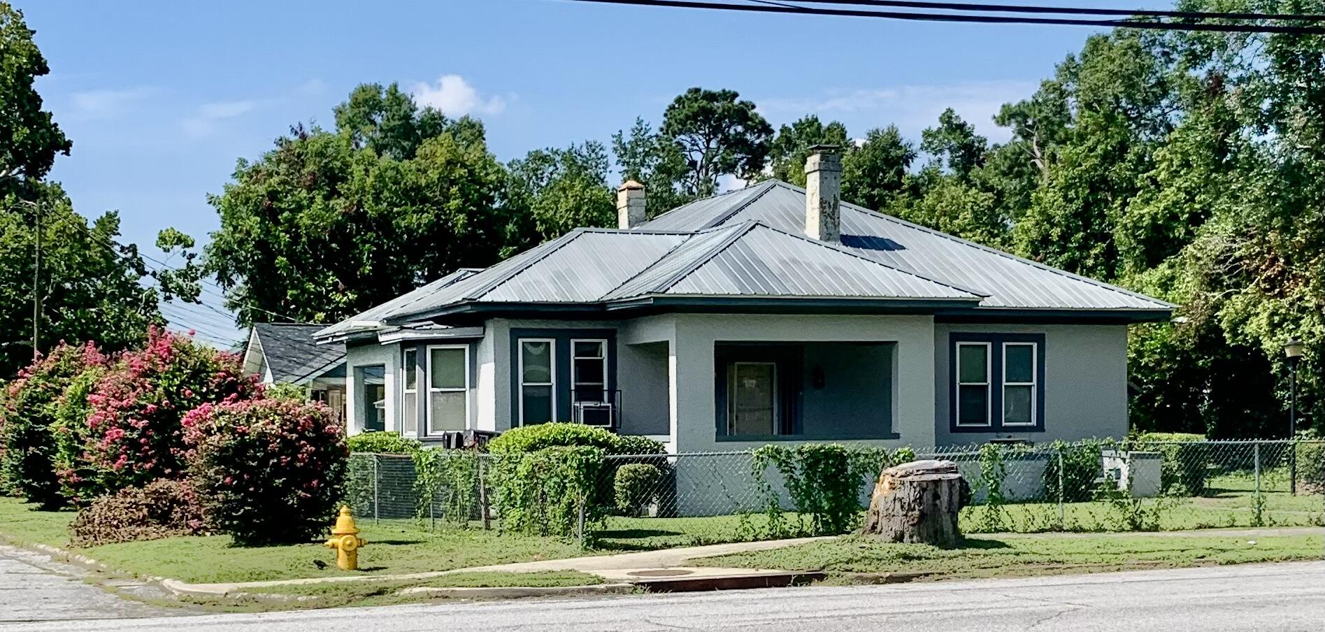 1712 Central Avenue