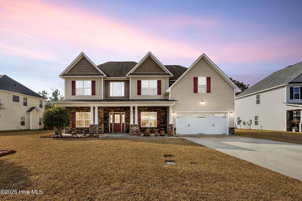 Photo of 827 Solomon Drive, Jacksonville, NC 28546 (MLS # 100548661)