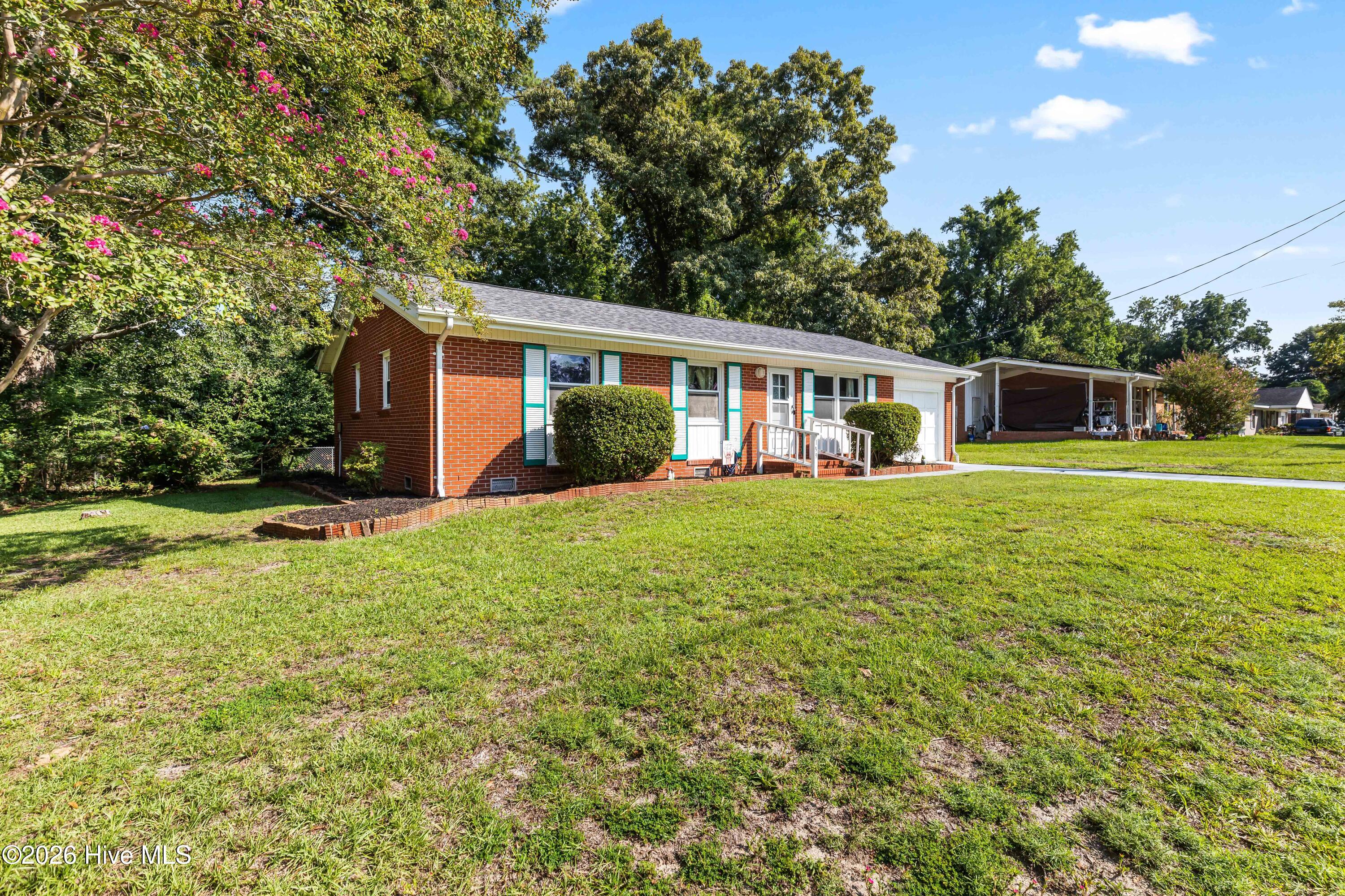 139 Greencrest Circle