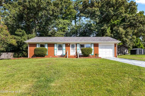 Homes For Sale - 139 Greencrest Circle<br/> Onslow County, Jacksonville, NC 28540
