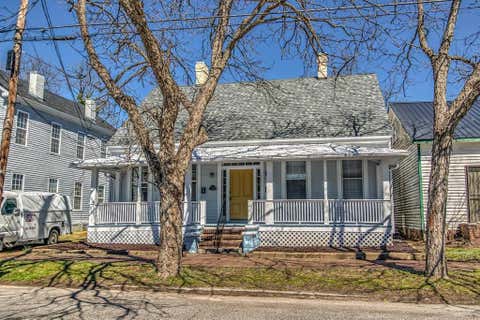 Homes For Rent - 305 Walker Street #A<br/> Augusta, GA 30901