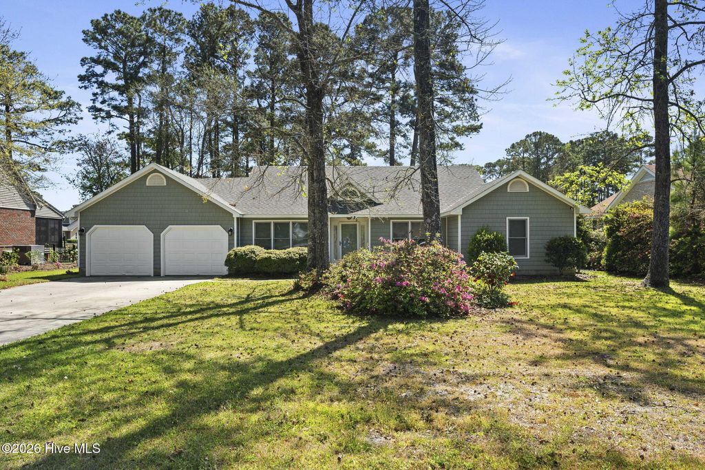 Photo of 814 Lord Granville Drive, Morehead City, NC 28557 (MLS # 100565872)