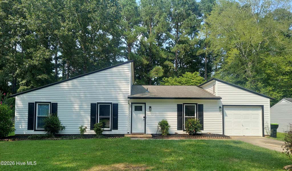 Photo of 1114 Plymouth Drive, New Bern, NC 28562 (MLS # 100594427)
