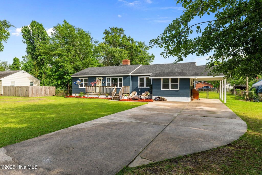 Photo of 219 Bryan Street, Havelock, NC 28532 (MLS # 100509350)