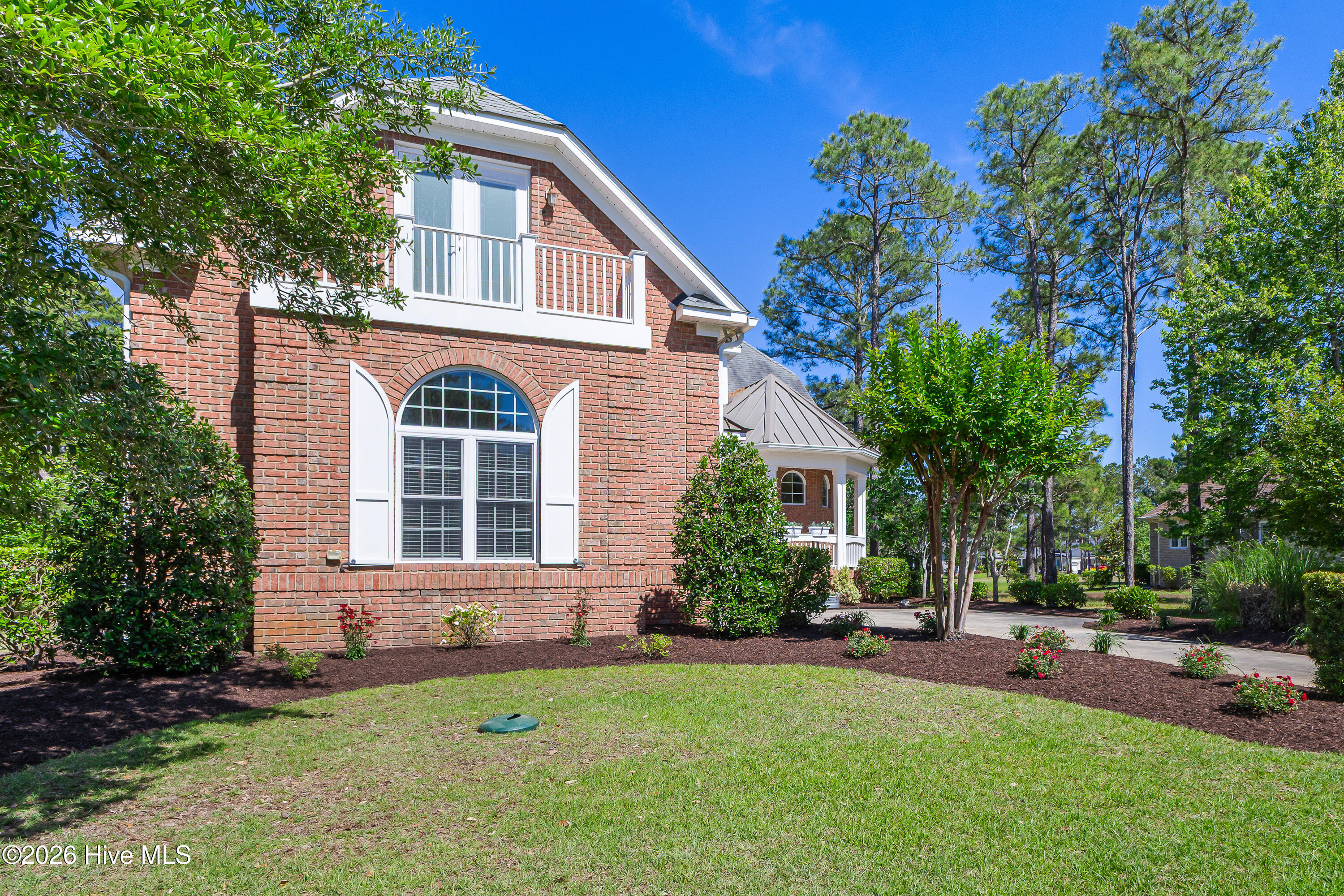 6656 Summerhill Glen SW