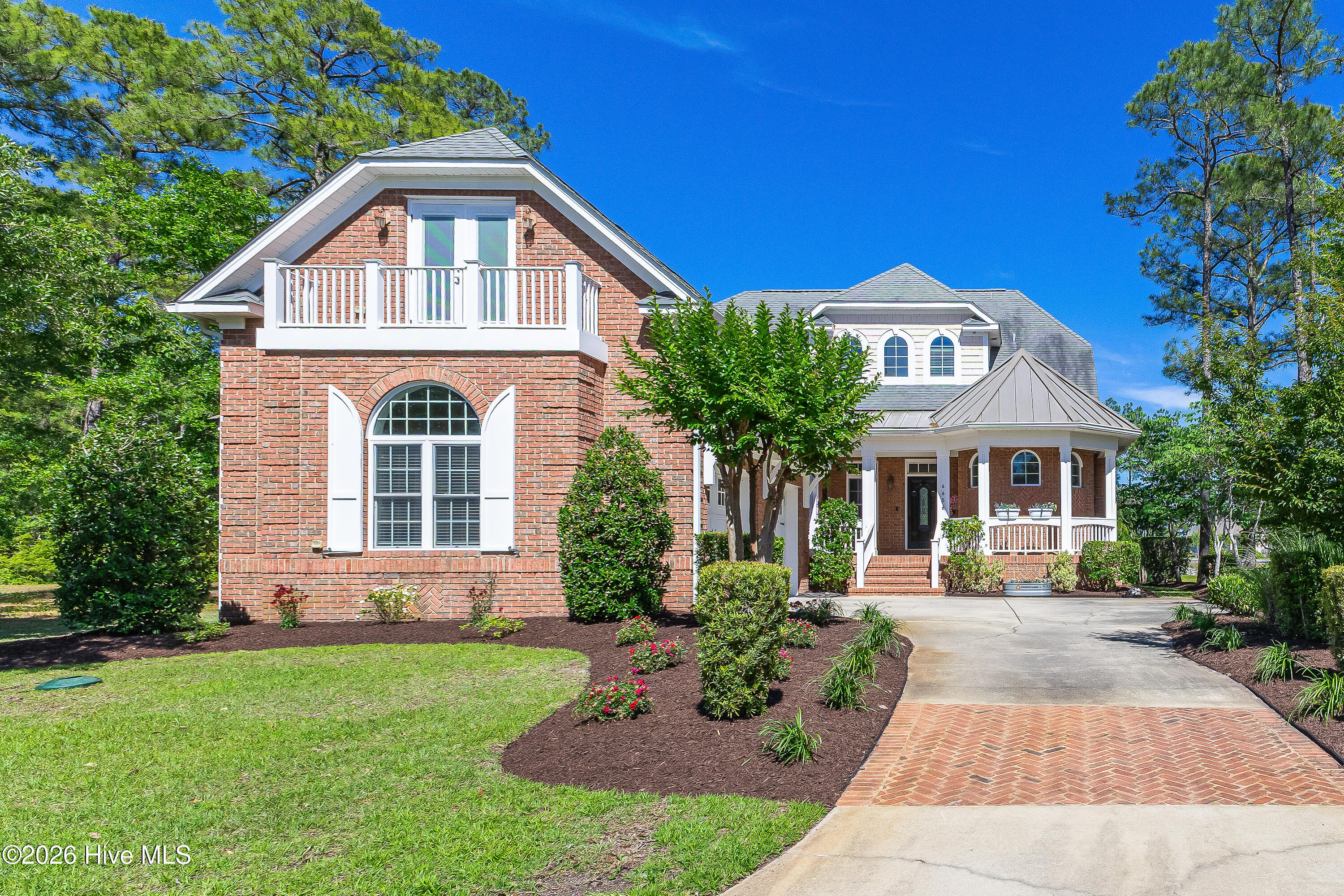 6656 Summerhill Glen SW