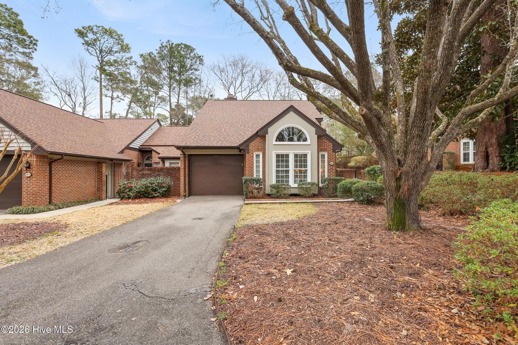 Photo of 2202 Jumpin Run Drive, Wilmington, NC 28403 (MLS # 100557984)