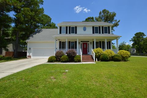 Photo of 318 Osprey Point Drive, Sneads Ferry, NC 28460 (MLS # 100565813)