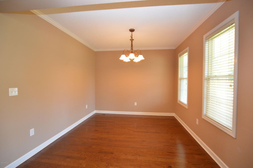 Photo of 318 Osprey Point Drive, Sneads Ferry, NC 28460 (MLS # 100565813)