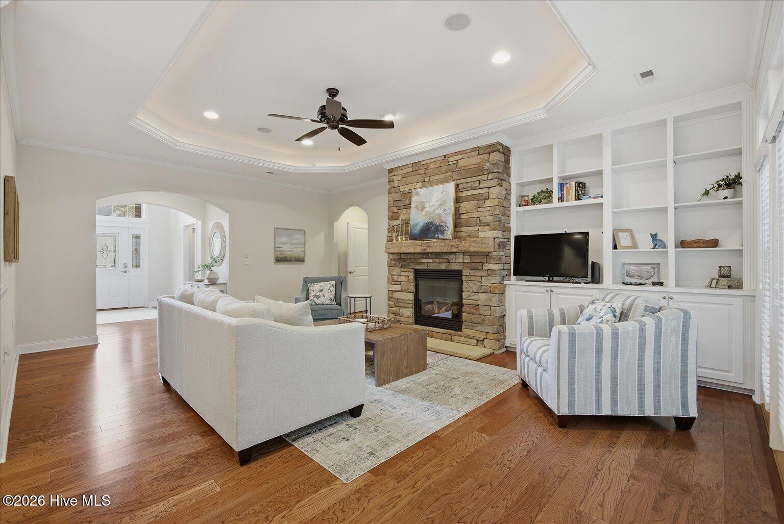 8262 Stenton Drive NE