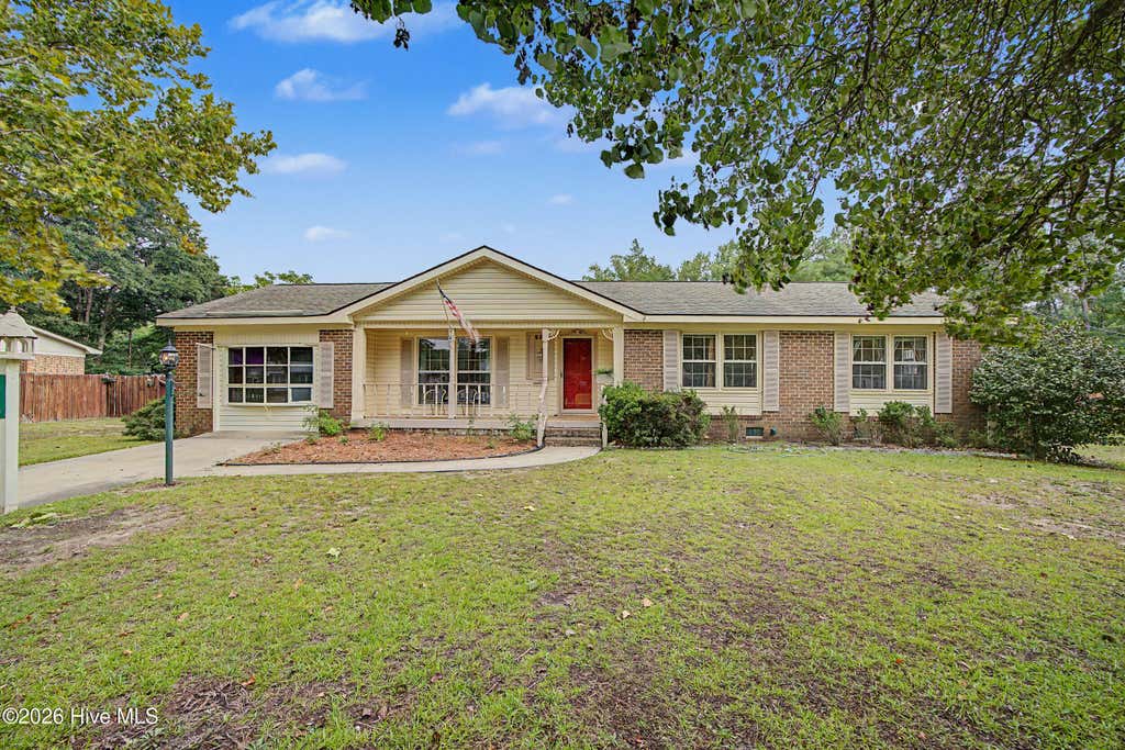 Photo of 924 Montclair Avenue, Rockingham, NC 28379 (MLS # 100598622)