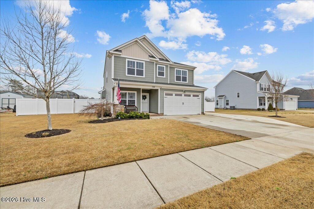 Photo of 124 Parrish Point Lane, Moyock, NC 27958 (MLS # 100558428)