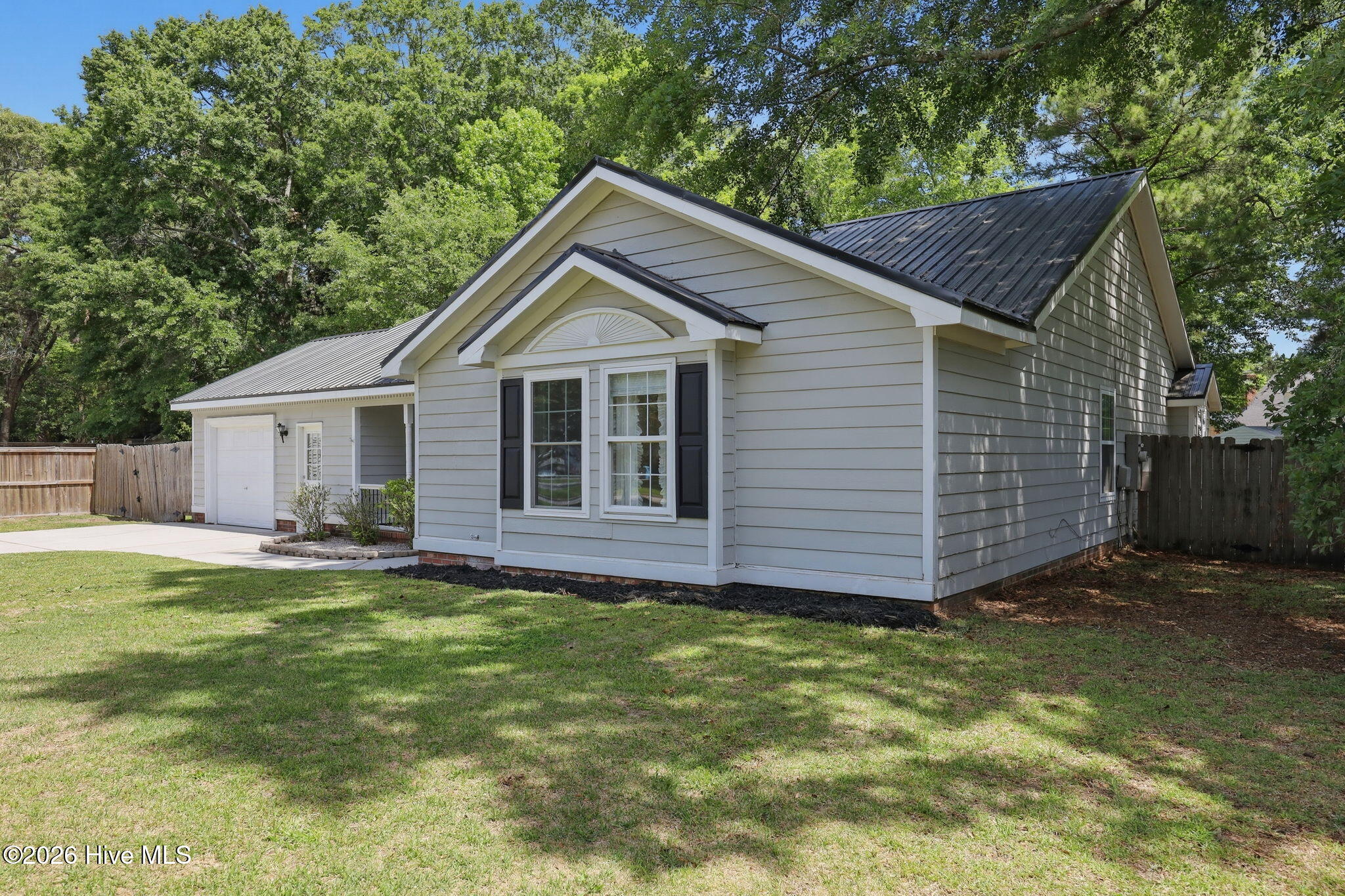 402 Southwest Drive