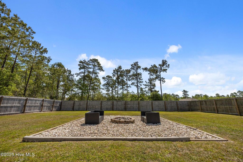 Photo of 186 Everett Yopp Drive, Sneads Ferry, NC 28460 (MLS # 100538089)