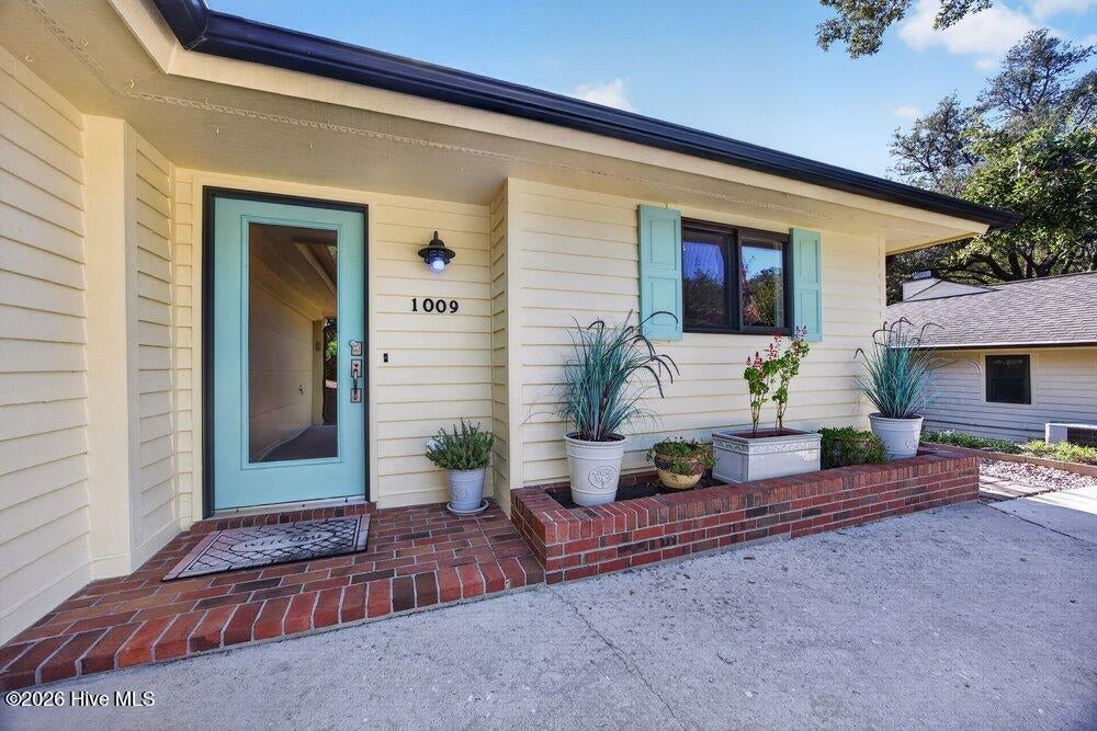 1009 Bay Creek Drive