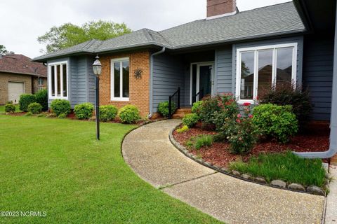 Homes For Rent - 867 Castleberry Court<br/> Vass, NC 28394