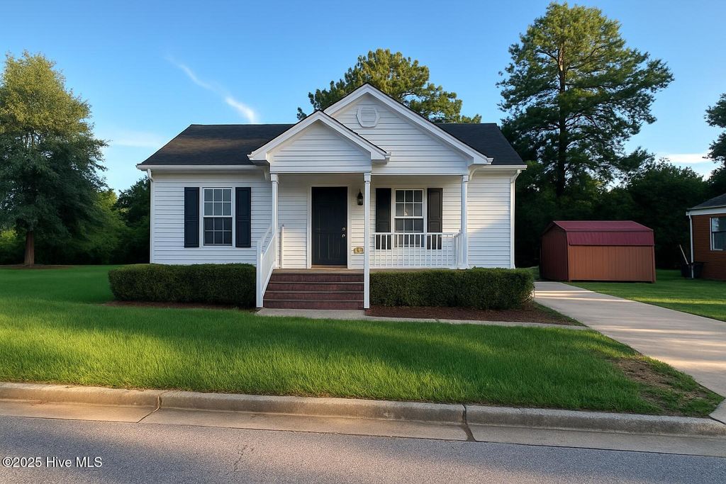 Photo of 1207 Davenport Street, Greenville, NC 27834 (MLS # 100552619)