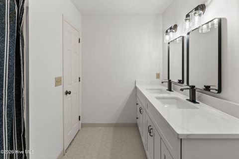 Tiny photo for 4601 Tall Tree Lane, Wilmington, NC 28409 (MLS # 100552113)