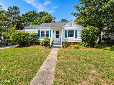 Homes For Sale - 9 E Bayshore Boulevard<br/> Onslow County, Jacksonville, NC 28540