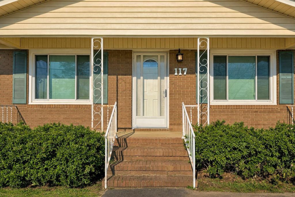 Photo of 117 Buckboard Drive, Martinez, GA 30907 (MLS # 553586)