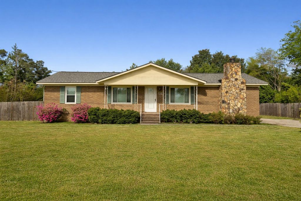 Photo of 117 Buckboard Drive, Martinez, GA 30907 (MLS # 553586)