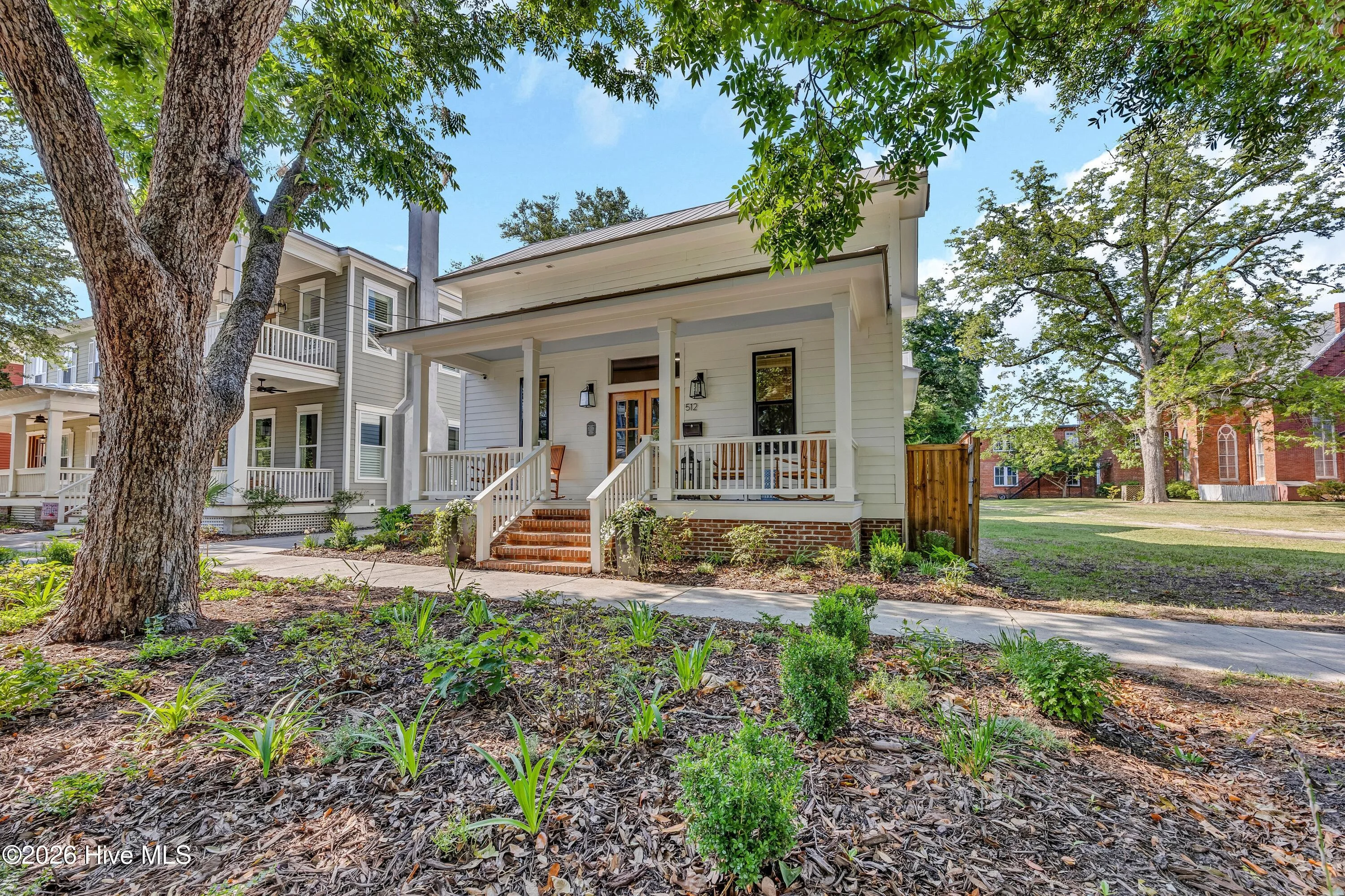 512 Nun Street